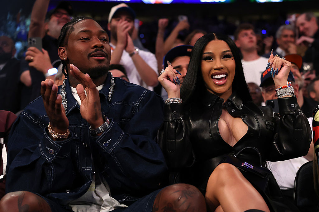 Cardi B gives birth to baby boy with Stefon Diggs, says she’s getting ready for her tour Cardi B gives birth to baby boy with Stefon Diggs, says she’s getting ready for her tour