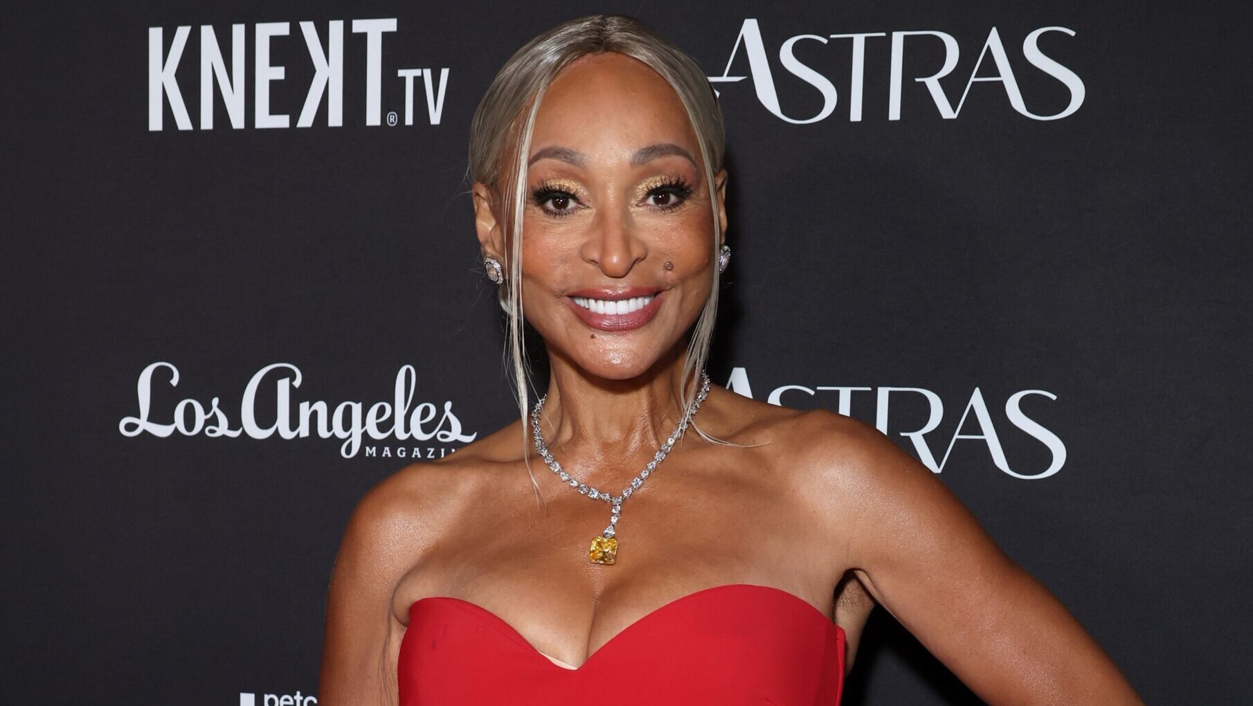 Karen Huger receives standing ovation at BravoCon during first appearance since release from jail: ‘My heart is full’ Karen Huger receives standing ovation at BravoCon during first appearance since release from jail: ‘My heart is full’