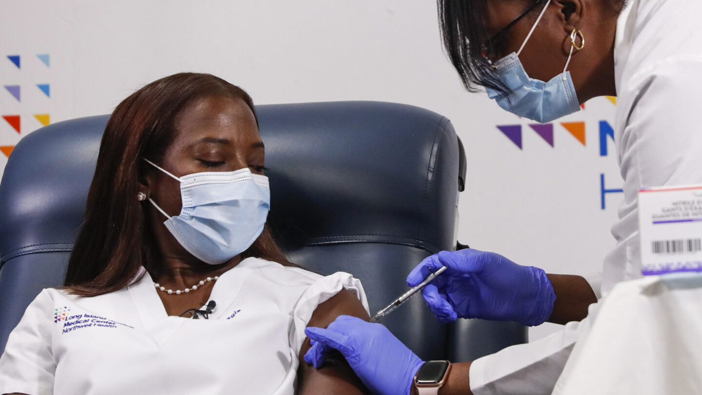 Sandra Lindsay, COVID-19 vaccine, COVID-19 pandemic, theGrio.com