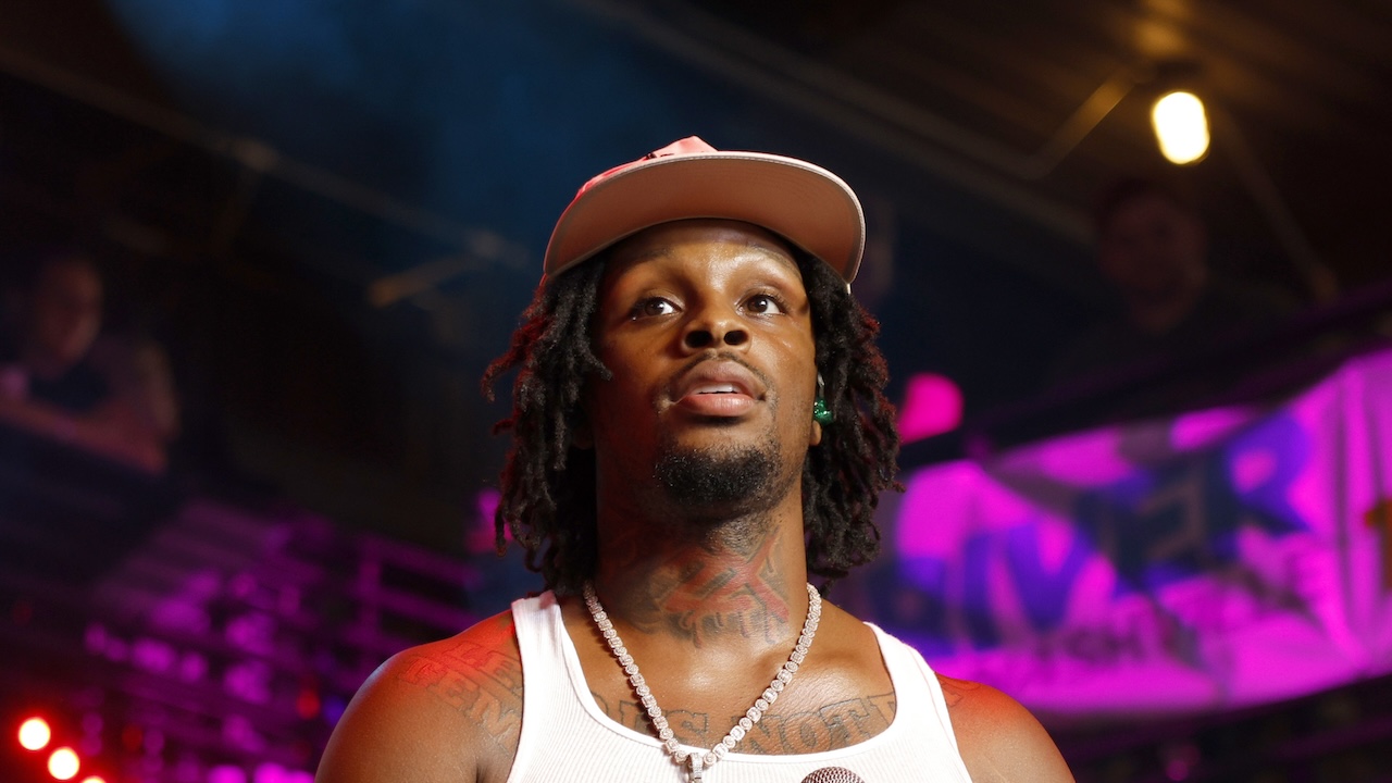 Rapper Toosii commits to Syracuse football after music hiatus