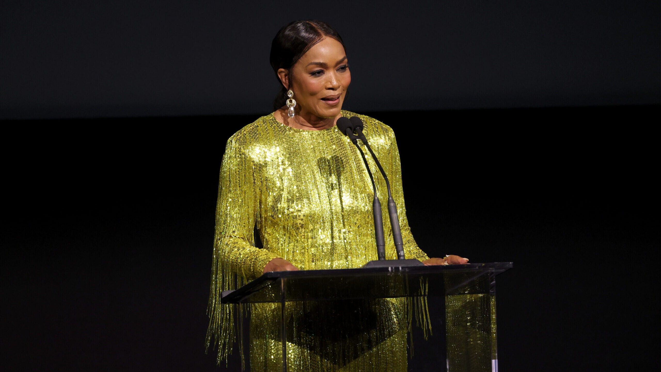 Angela Bassett says aging won’t slow her down: ‘Half the time I forget how old I am’ Angela Bassett says aging won’t slow her down: ‘Half the time I forget how old I am’