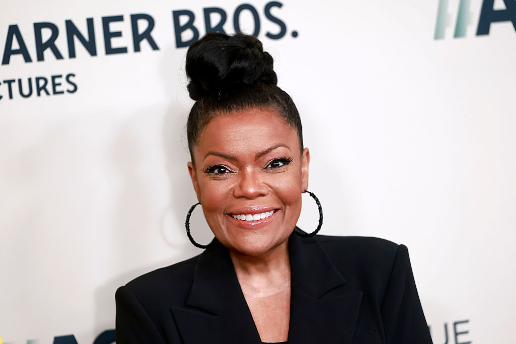 39th American Cinematheque Award Ceremony Honoring Michael B. Jordan Yvette Nicole Brown Chevy Chase controversy, thegrio.com