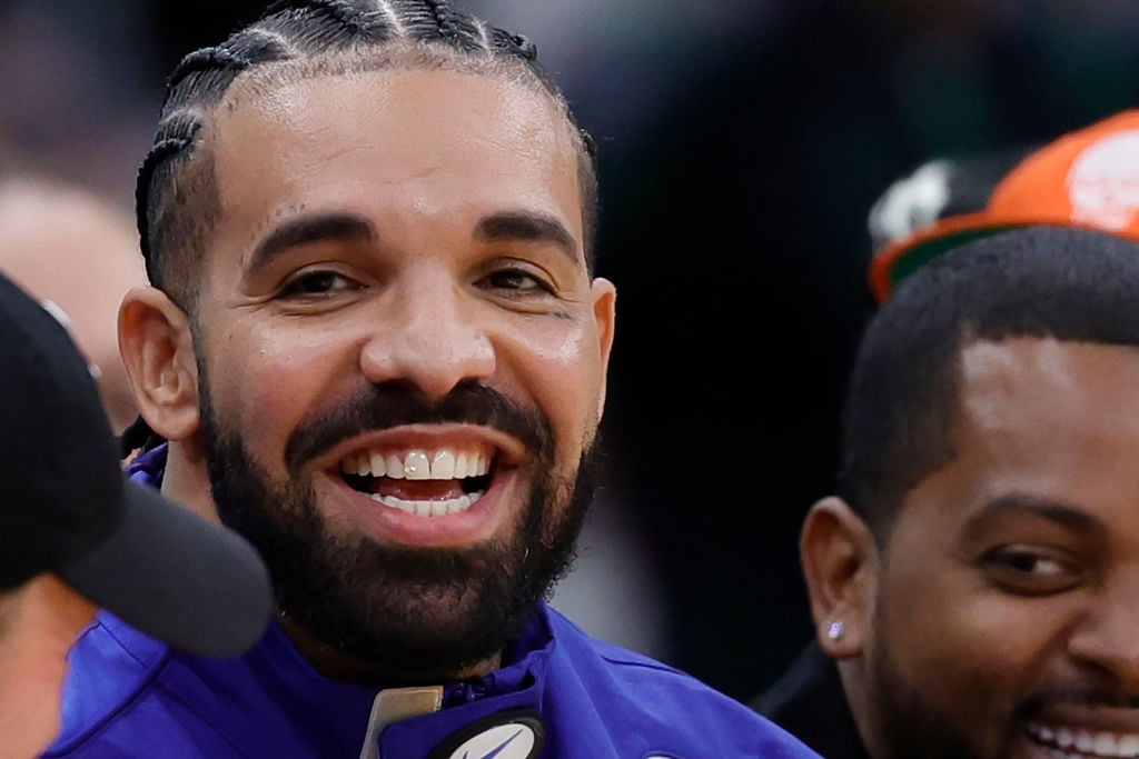 Drake hit with RICO lawsuit with online casino over scheme to inflate music streams