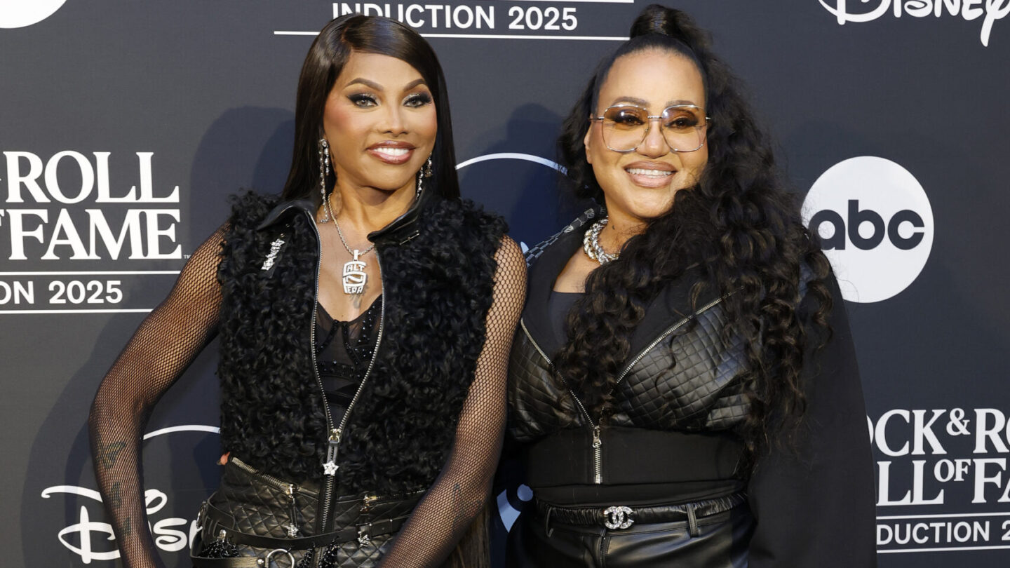 2025 Rock & Roll Hall Of Fame Induction Ceremony – Press Room Salt-N-Pepa, salt-n-pepa lawsuit, Salt n pepa UMG, Salt-N-peppa universal music group theGrio.com