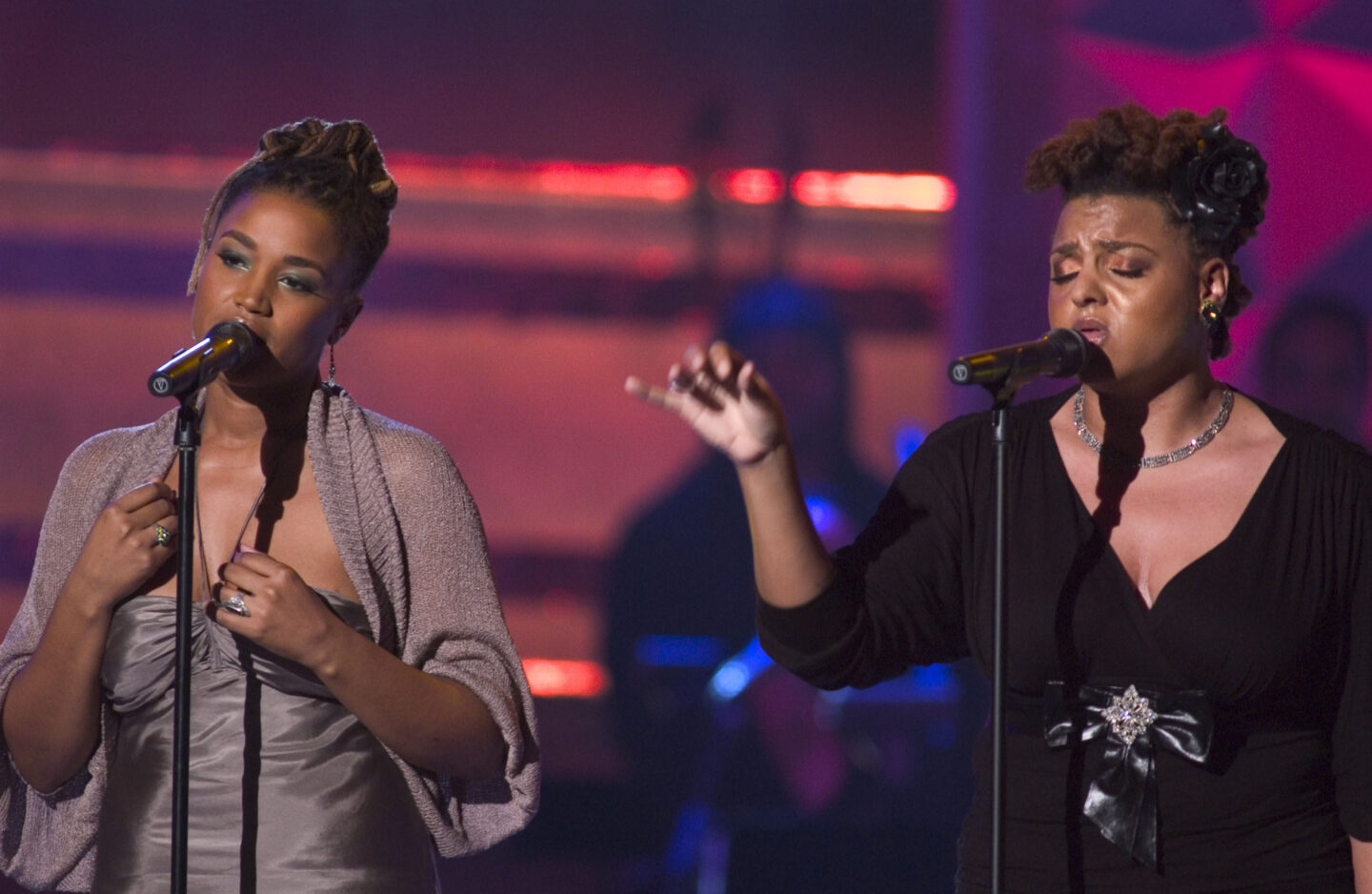 BET "Walk Of Fame" Honors Smokey Robinson - Show