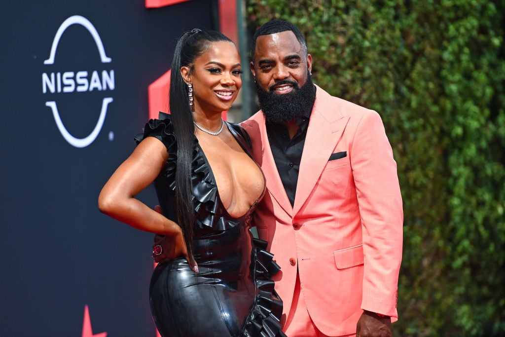 Kandi Burruss and Todd Tucker finalize divorce, signaling a new chapter rooted in co-parenting and peace